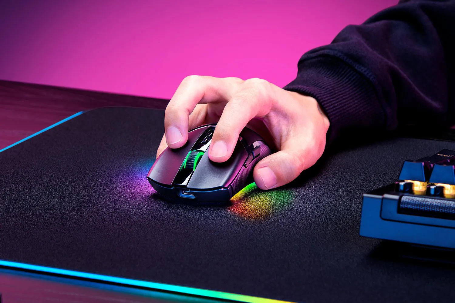 Razer Cobra Pro je profi myška pro náročné